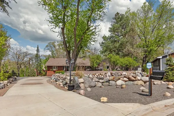 177 Beaumont CT, Apple Valley, MN 55124