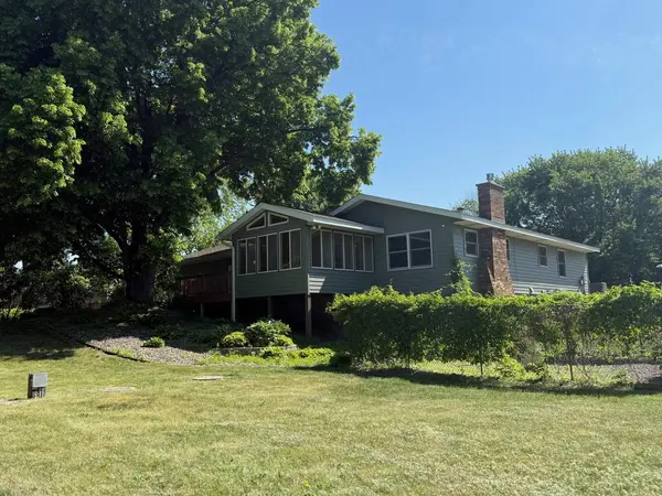 8381 Annalisa PATH, Inver Grove Heights, MN 55077