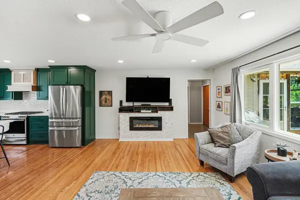2409 Gilbert LN, South Saint Paul, MN 55075