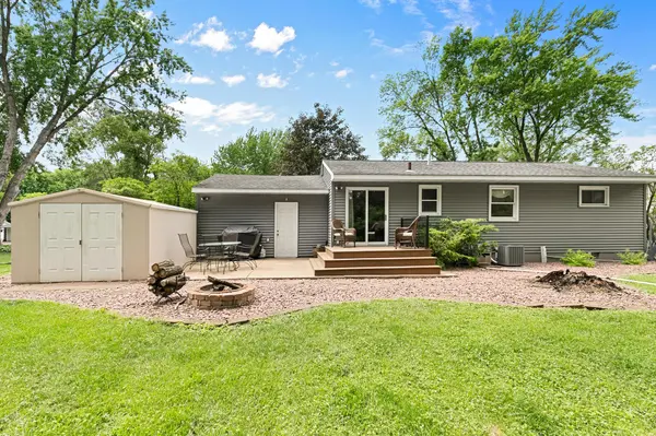 1953 Lakeaires BLVD, White Bear Lake, MN 55110