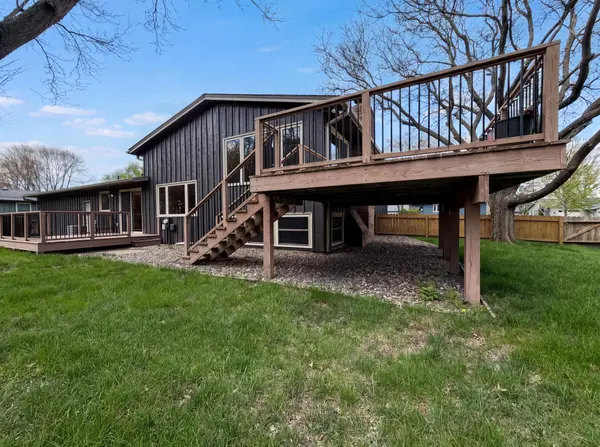 608 Lower Heritage WAY, Farmington, MN 55024