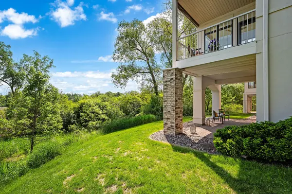 101 Willoughby WAY E, Minnetonka, MN 55305