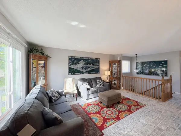 7469 Borman AVE, Inver Grove Heights, MN 55076