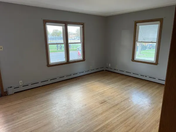 238 Macarthur ST E, South Saint Paul, MN 55075