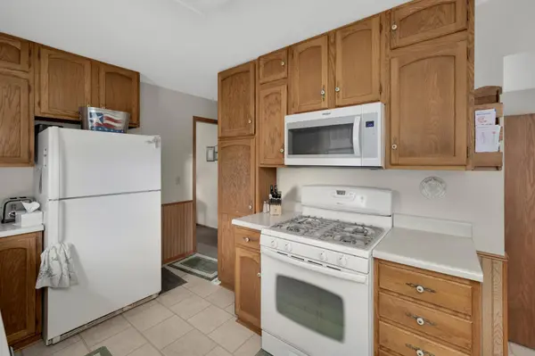 5323 6th ST NE, Fridley, MN 55421