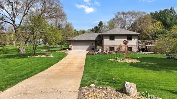 11015 Terry RD, Avon, MN 56310