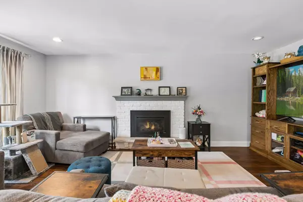 173 Windsor LN, New Brighton, MN 55112