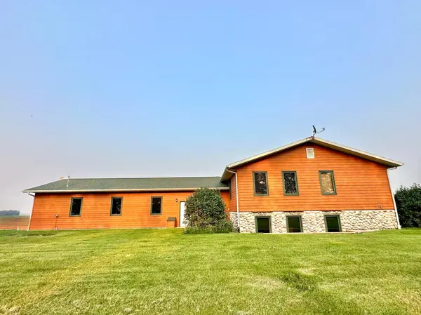 37165 220th ST, Roseau, MN 56751