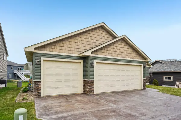 298 Steelhead DR, River Falls, WI 54022