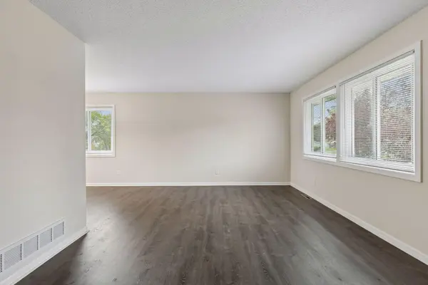 7516 Louisiana AVE N, Brooklyn Park, MN 55428