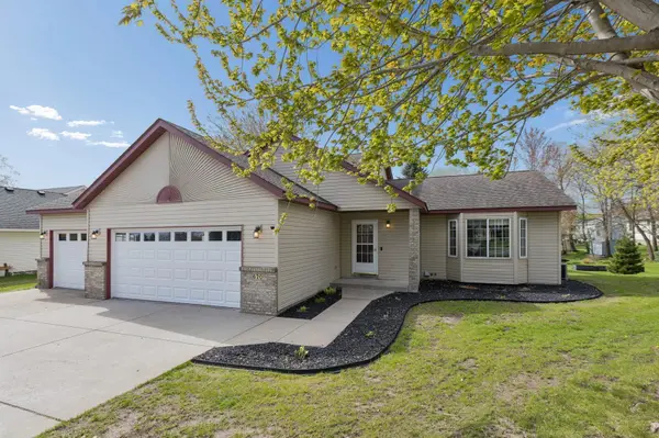 620 Acacia DR S, Annandale, MN 55302