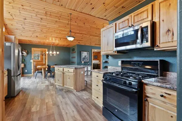 7367 Hunter CIR, Brainerd, MN 56401