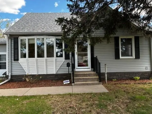 5256 Capitol ST NE, Fridley, MN 55421