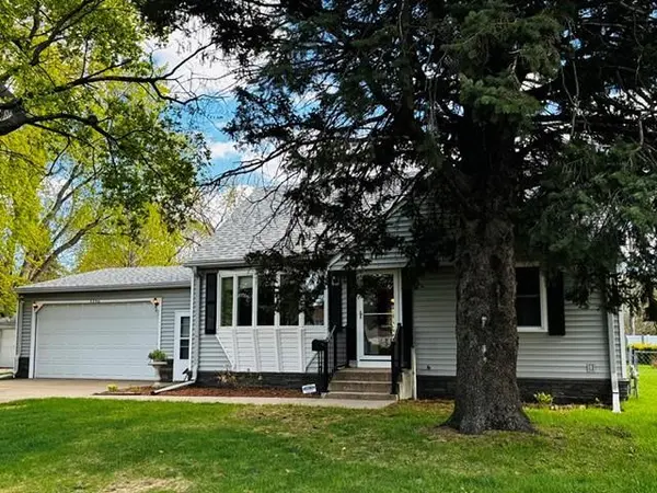 5256 Capitol ST NE, Fridley, MN 55421