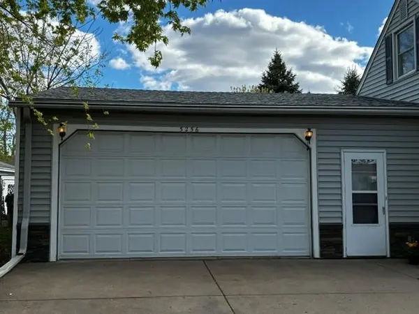 5256 Capitol ST NE, Fridley, MN 55421