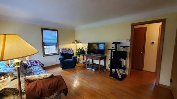 2186 Reaney AVE E, Saint Paul, MN 55119