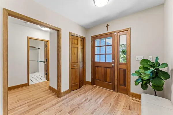 3200 Highland AVE, Minnetonka, MN 55391