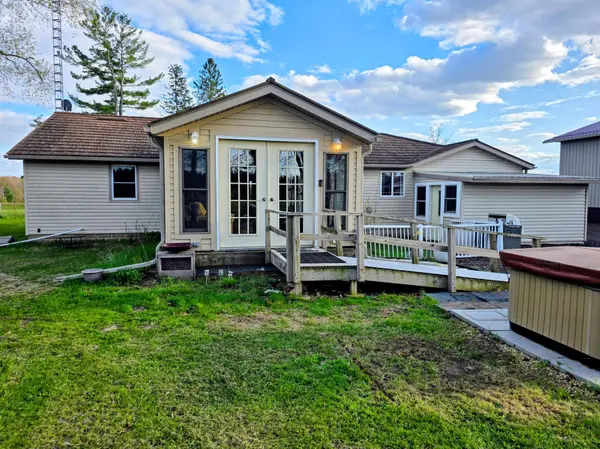 E6071 County Road D, Colfax, WI 54730