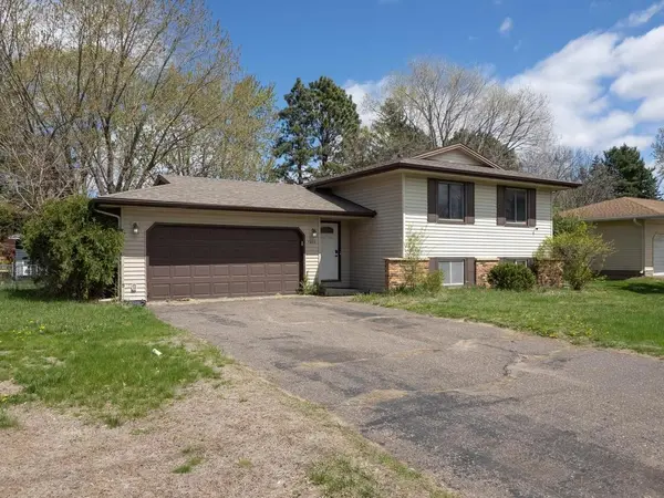 5608 80th AVE N, Brooklyn Park, MN 55443
