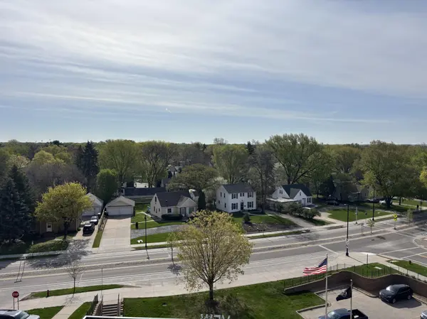 6711 Lake Shore DR S #813, Richfield, MN 55423