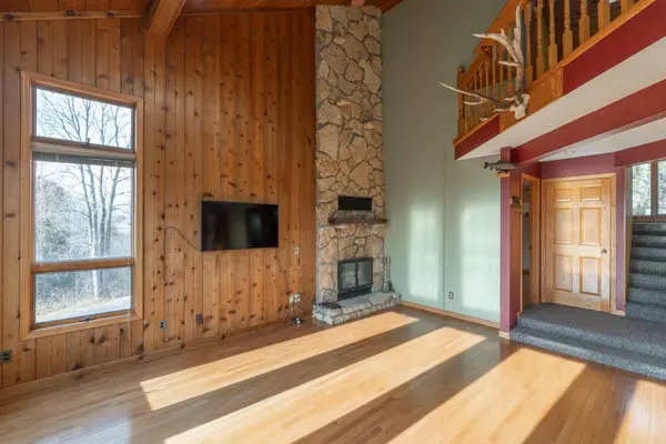W12041 497th AVE, Prescott, WI 54021
