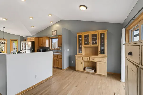 25721 18th ST W, Zimmerman, MN 55398