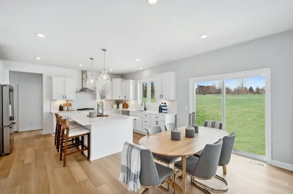2457 Rock Elm RD, Shakopee, MN 55379