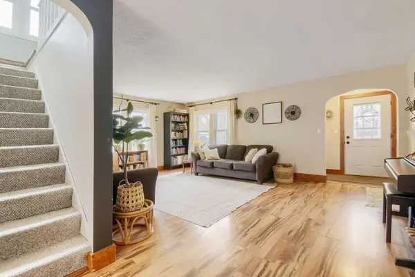 527 W Division ST, River Falls, WI 54022