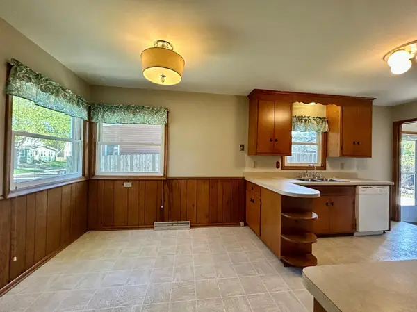 306 Madison AVE S, Edina, MN 55343