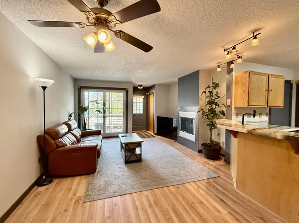 13161 Meadowood WAY NW #123, Coon Rapids, MN 55448