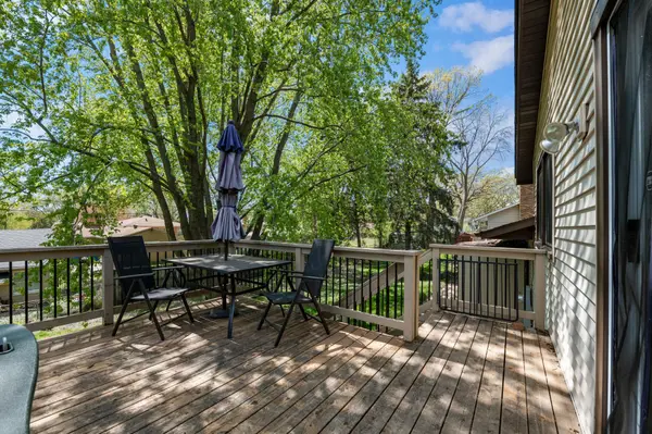2428 Beam AVE, North Saint Paul, MN 55109