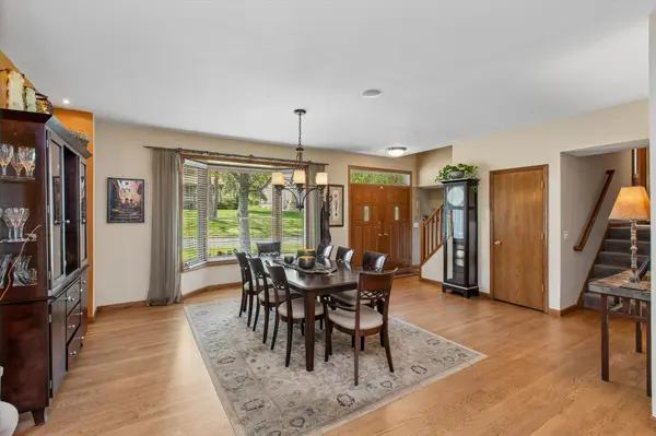 412 E 135th ST, Burnsville, MN 55337