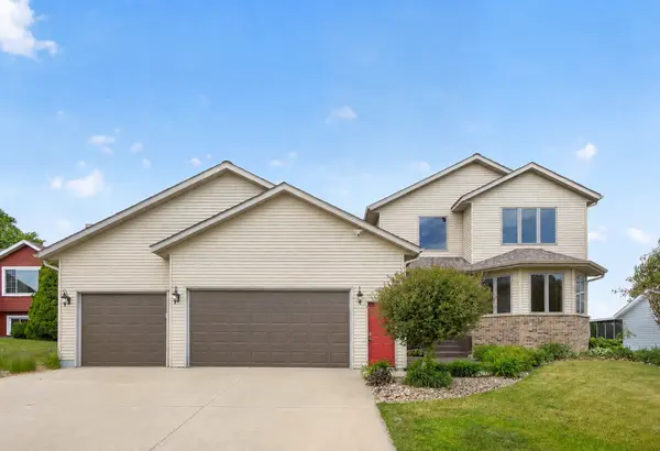 1011 Golfers Ct SE, Rochester, MN 55904