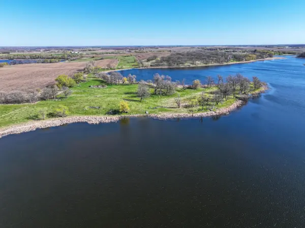 1 County Road, Kensington, MN 56343