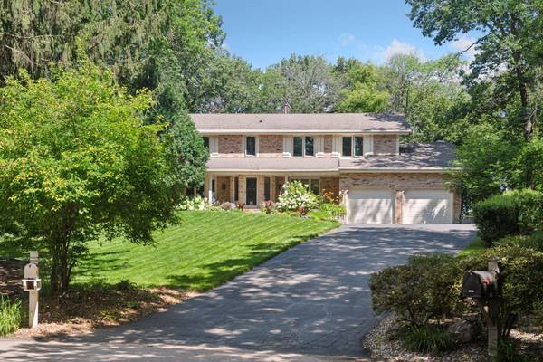 14805 Minnehaha PL, Wayzata, MN 55391