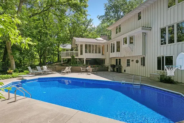 14805 Minnehaha PL, Wayzata, MN 55391