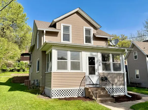 748 West AVE, Red Wing, MN 55066