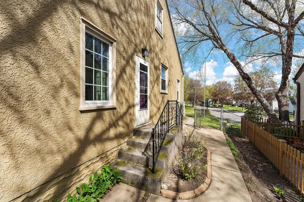 1216 Jessamine AVE E, Saint Paul, MN 55106
