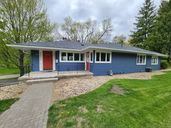 1301 Circle AVE, Albert Lea, MN 56007