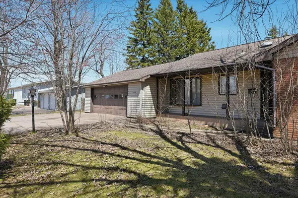 5220 Tower AVE, Superior, WI 54880