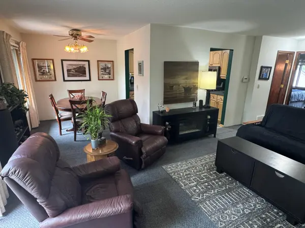 284 W Eagle Lake DR, Maple Grove, MN 55369