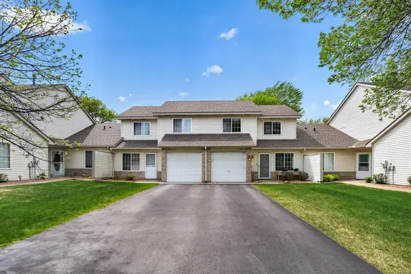 7886 Forest BLVD #E, Woodbury, MN 55125