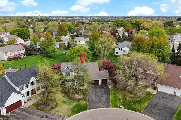 3851 Featherstone CIR, Woodbury, MN 55125