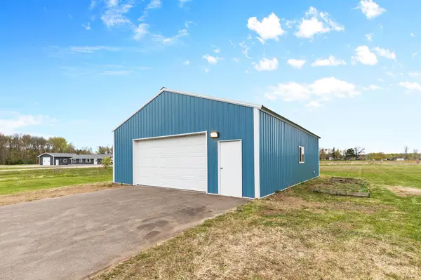 7711 Rolling Meadows CIR, Pine City, MN 55063