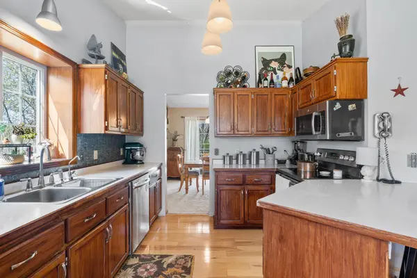 2671 Oakview LN, Monticello, MN 55362