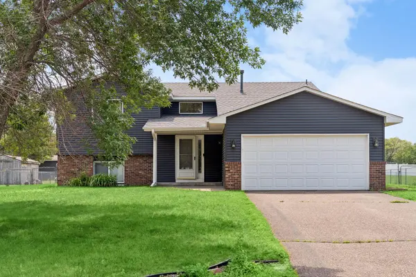4045 Lake Ridge DR, Big Lake, MN 55309