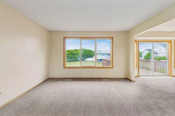4045 Lake Ridge DR, Big Lake, MN 55309