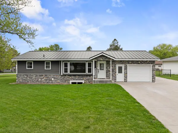 302 2nd ST NW, Byron, MN 55920