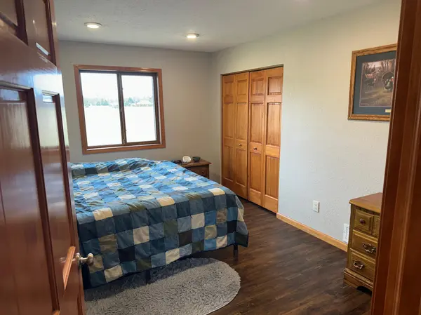 2934 27th ST NW, Baudette, MN 56623