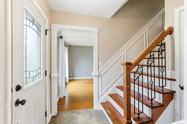 16304 Temple DR, Minnetonka, MN 55345